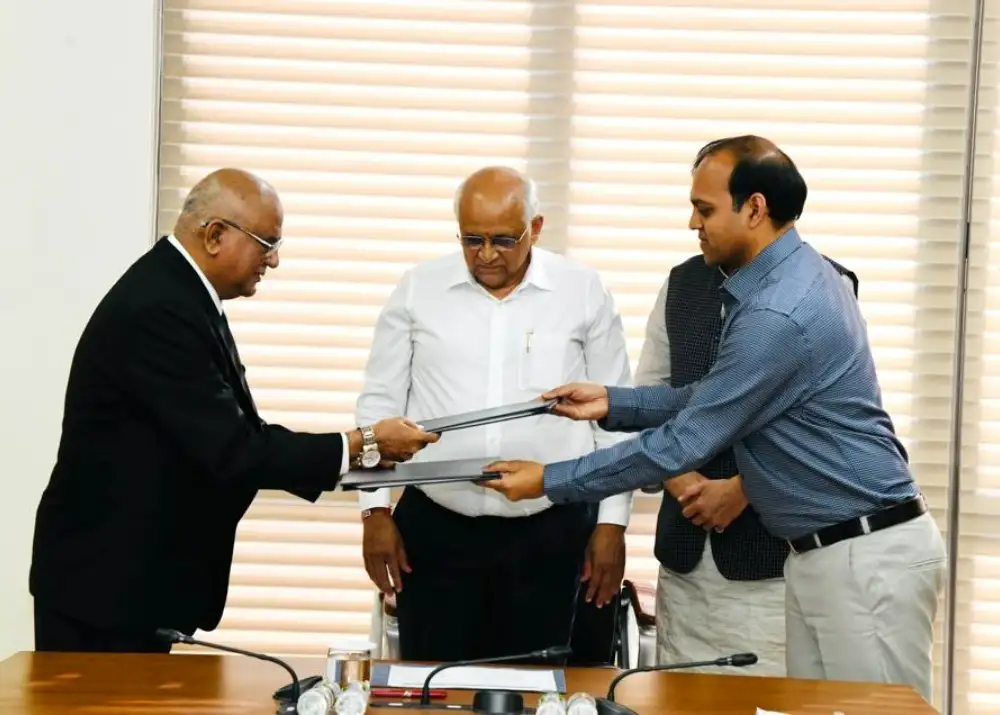 Garden Silk Mills Pvt. Ltd. Signs MoU with Gujarat Government for Major FDY Project